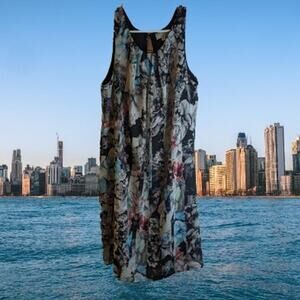 Signature by Robbie B medium sleeveless lined chiffon floral spring/summer dress